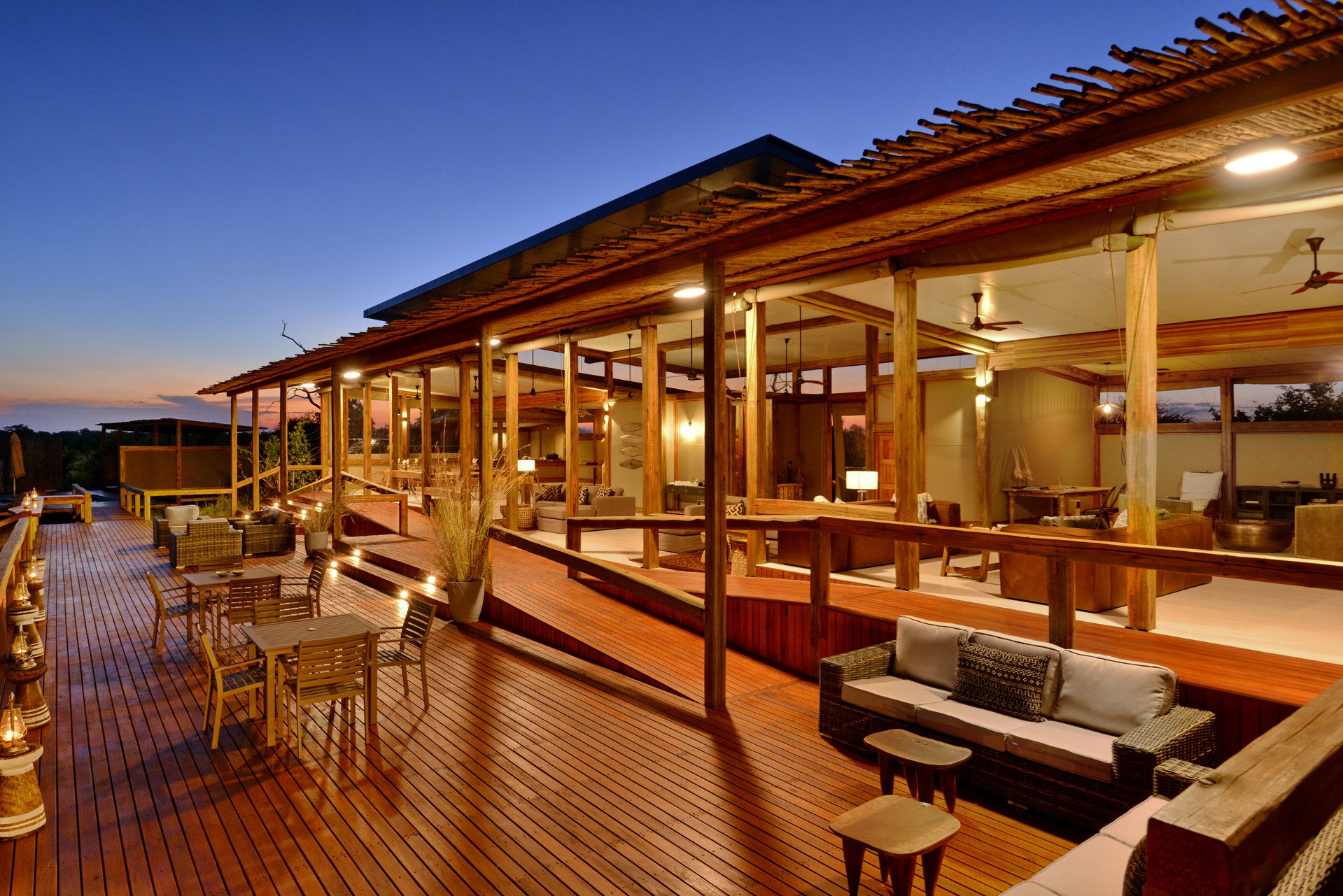 Nogatsaa Pans Chobe Lodge