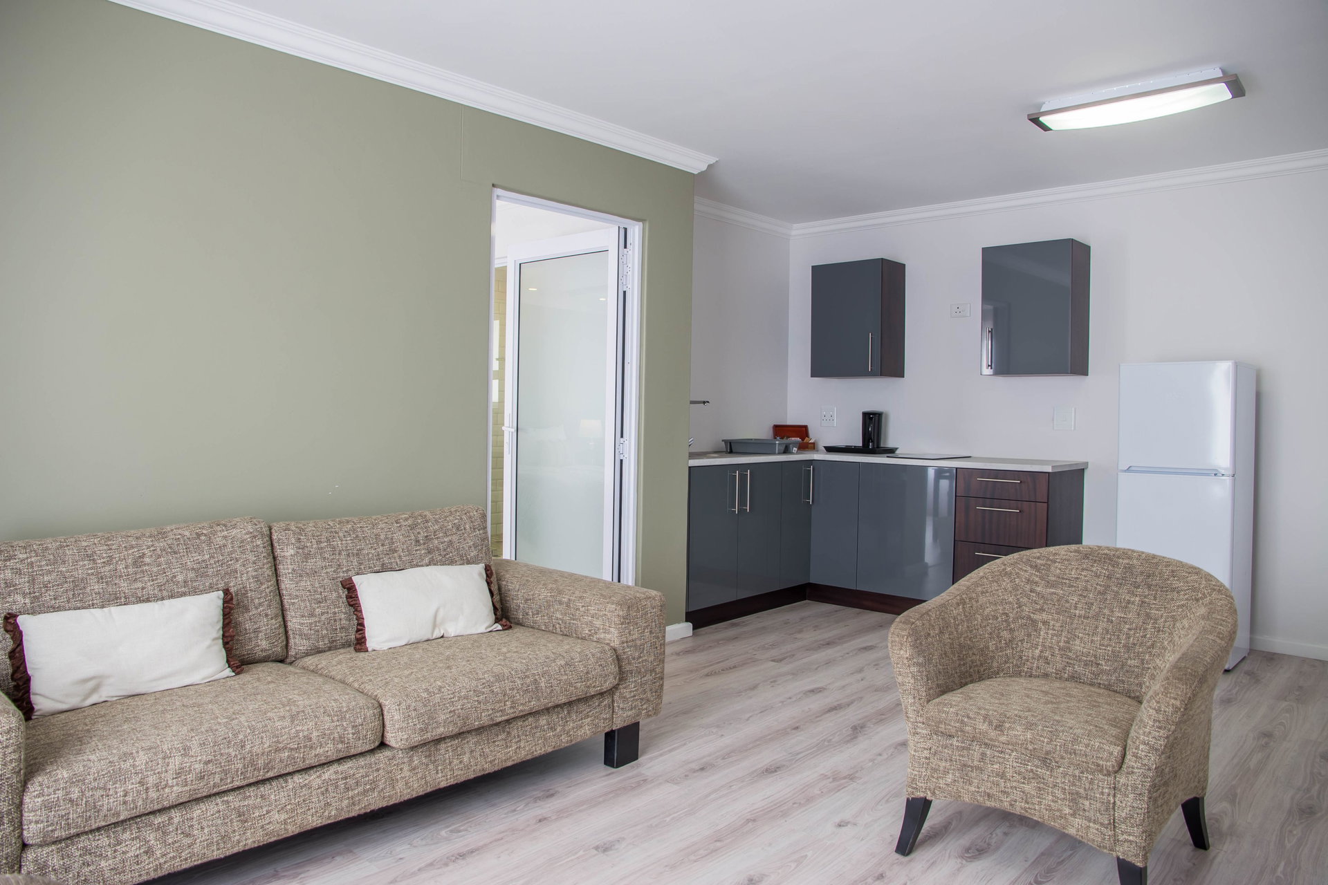 Sea Breeze Guesthouse — Self-catering Units