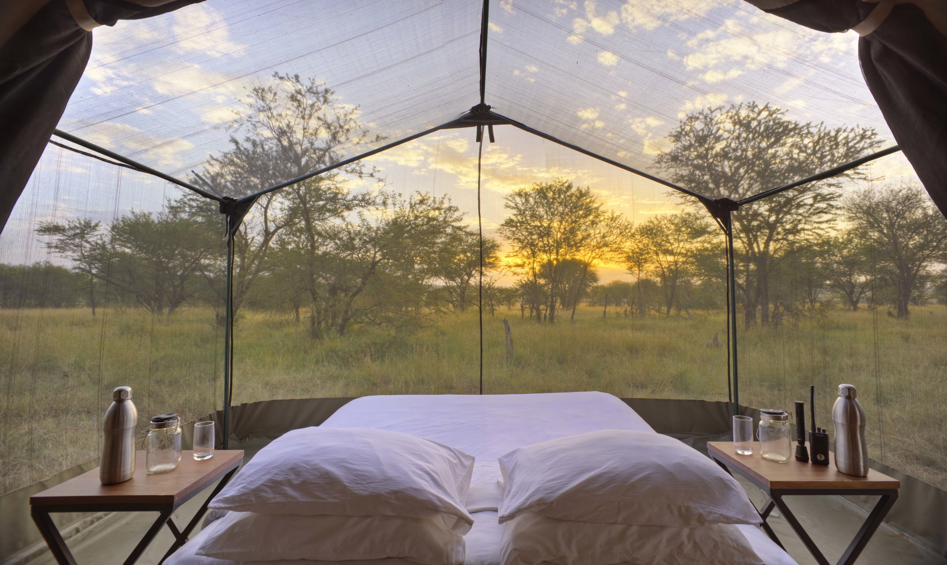 Olakira Migration Camp — Stargazing Tent
